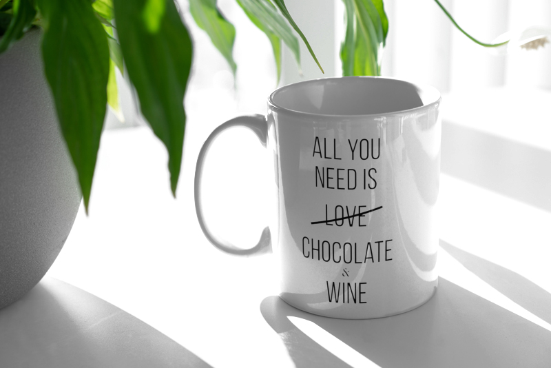 All you need is love chocolate and wine - Kubek Biały
