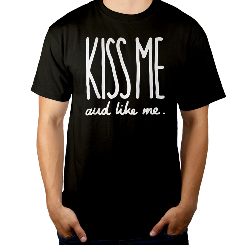 Kiss Me - Męska Koszulka Czarna