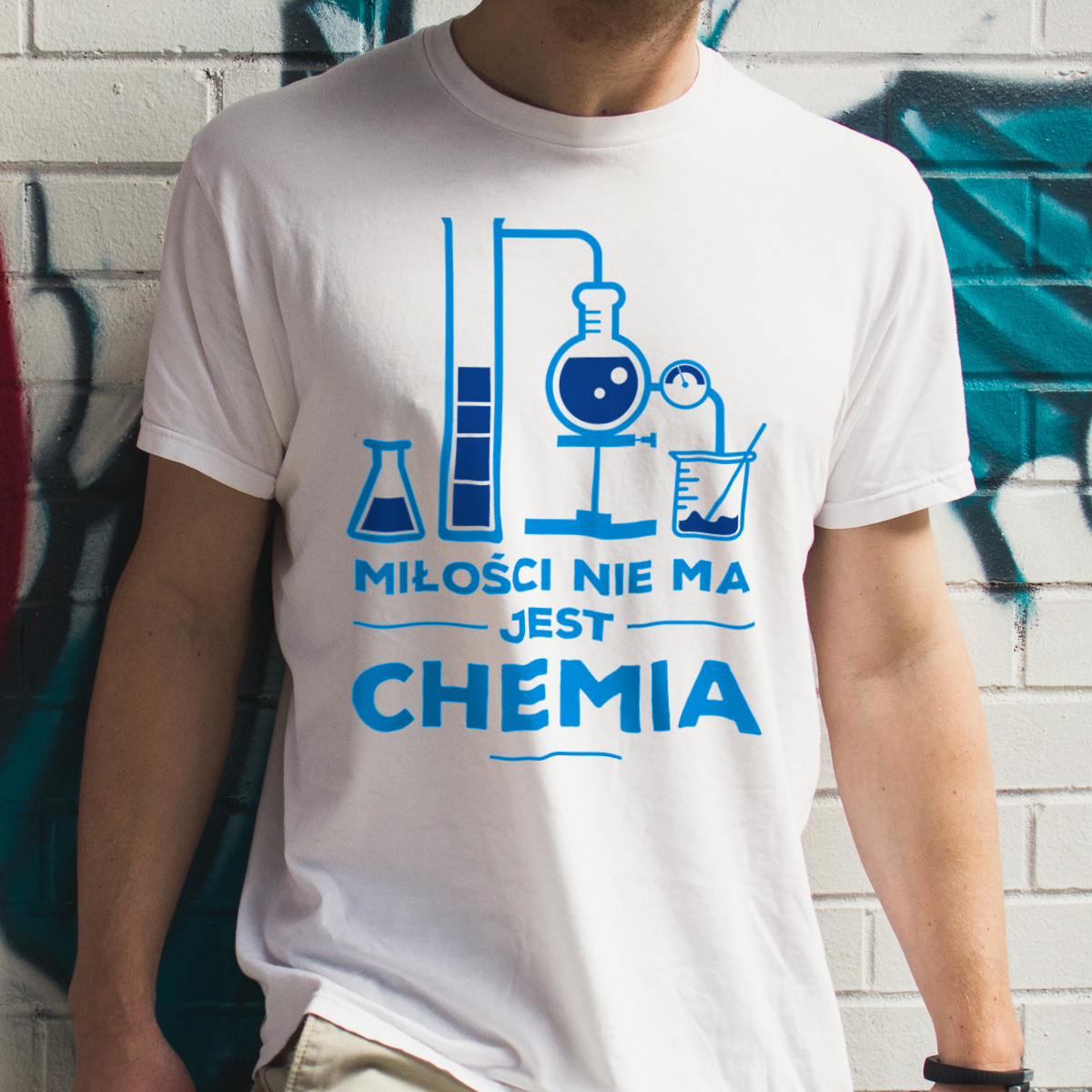Miłości nie ma jest chemia - Męska Koszulka Biała