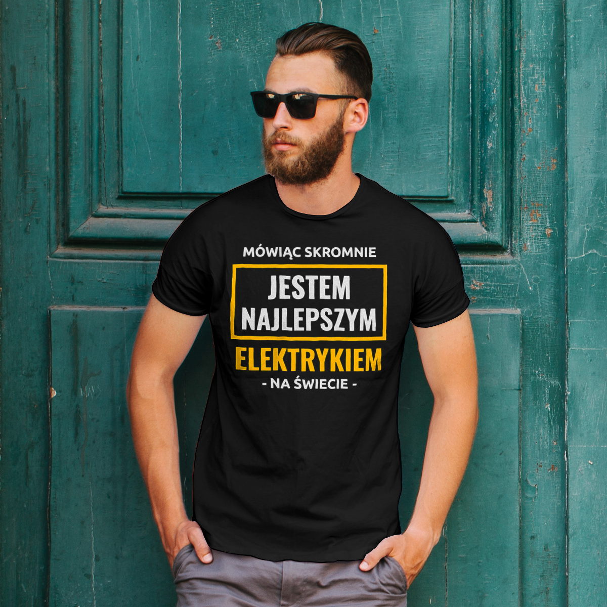 Mówiąc Skromnie Jestem Najlepszym Elektrykiem Na Świecie - Męska Koszulka Czarna