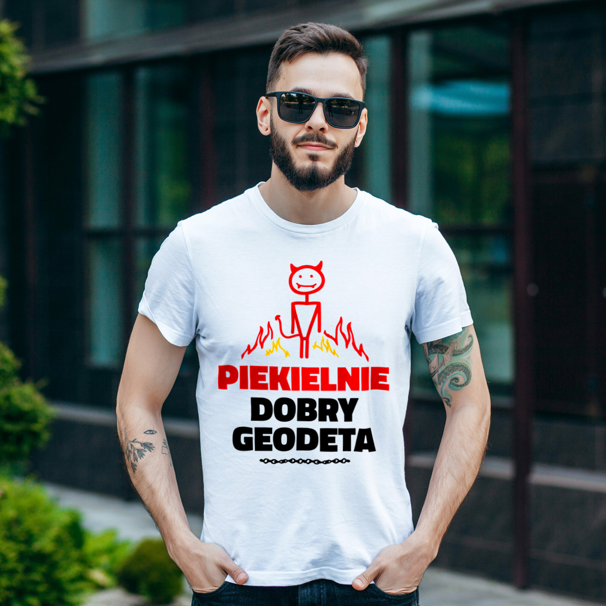 Piekielnie Dobry Geodeta - Męska Koszulka Biała