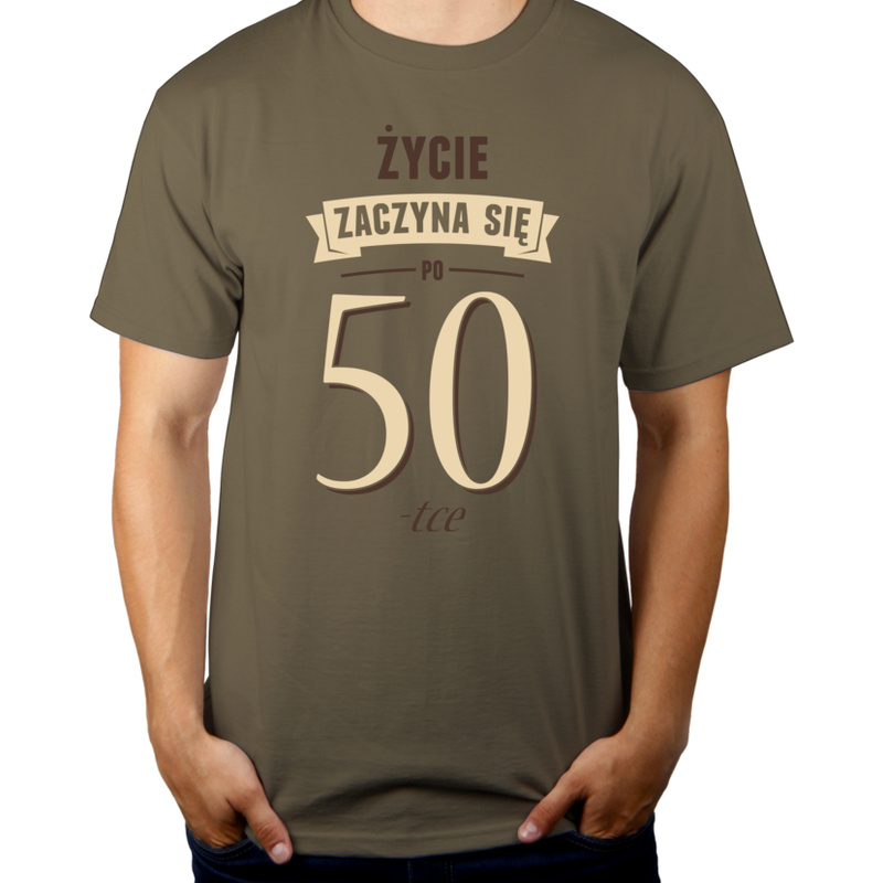 Życie Zaczyna Się Po 50-stce - Męska Koszulka Khaki